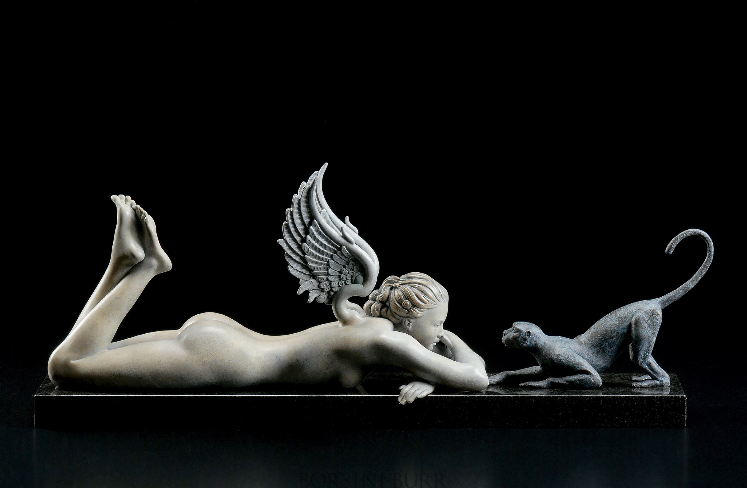 Erotic women sculptures by valentino